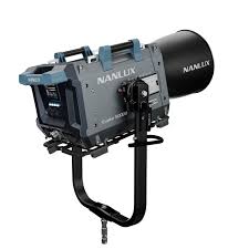 Find out more about hiring the Nanlux Evoke 5000B LED Bi-Colour